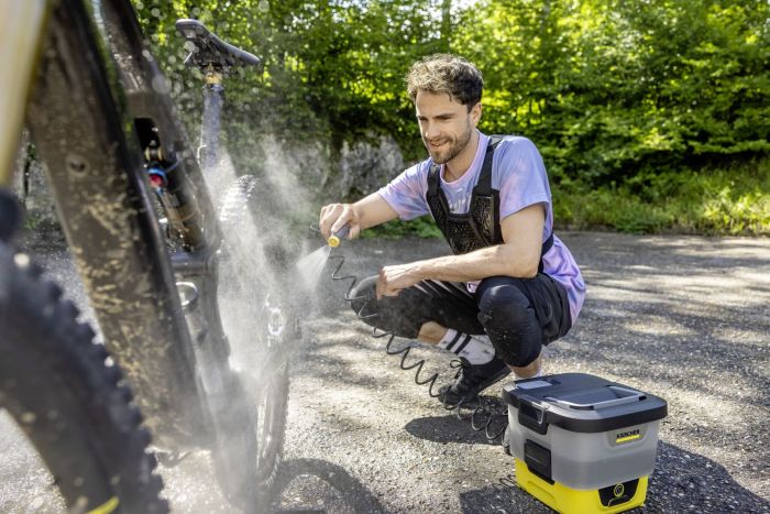 Минимойка низкого давления аккумуляторная Karcher OC 4 120л/ч шланг 2.8м бак для воды 8л 3.082кг USB-C
