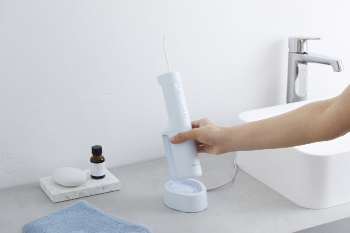 Іригатор Panasonic портативний, чаша 200 мл, Li-ion аккум. в компл., 2 насадки, світло блакитний