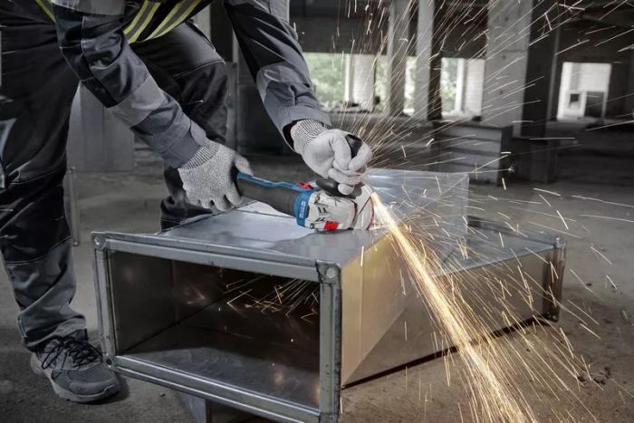 Шліфмашина кутова акумуляторна Bosch Professional GWS 18V-8 125мм 11000об/хв 1.6кг без АКБ та ЗП