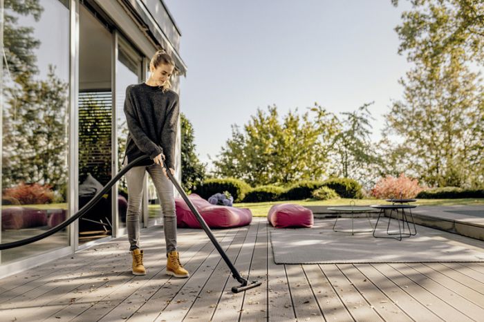 Пылесос профессиональный Karcher WD 2 PLUS V-15/4/18, 1000Вт, контейнер 15л, 4.52кг