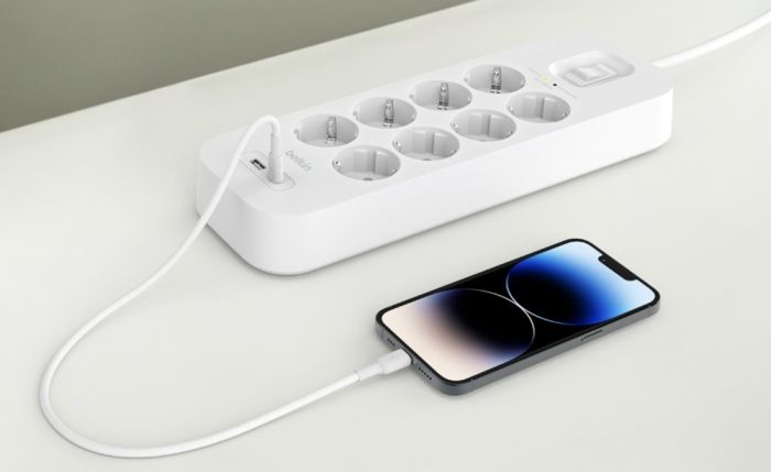 Удлинитель-фильтр сетевой Belkin 8хТип F, 3x1.5мм кв, 16А, USB-A/USB-C 18Вт, защитой от перенапряжения, 2м, белый
