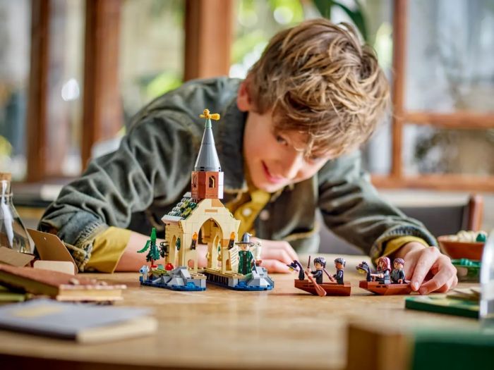 Конструктор LEGO Harry Potter Замок Гоґвортс. Лодочный элинг