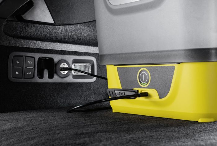 Минимойка низкого давления аккумуляторная Karcher OC 4 120л/ч шланг 2.8м бак для воды 8л 3.082кг USB-C