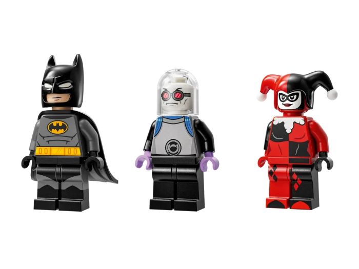 Конструктор LEGO Batman Бетмен на бетмобиле против Харли Квин и Мистера Фриза