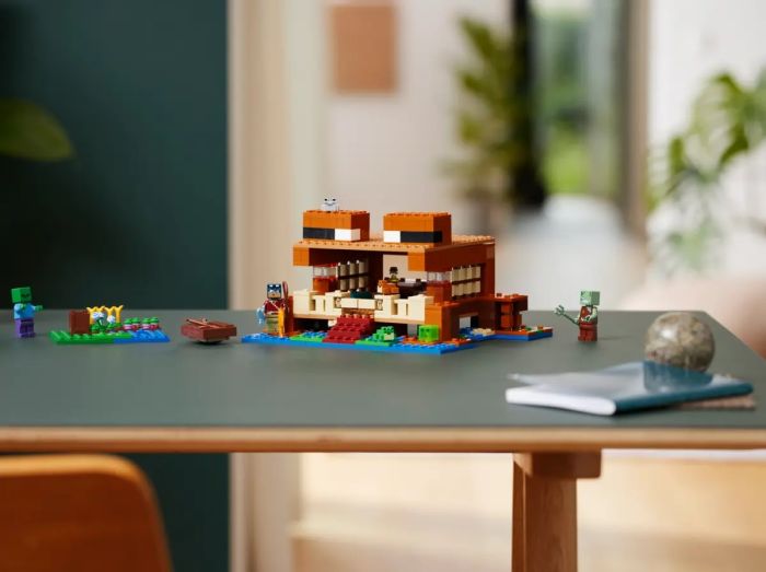 Конструктор LEGO Minecraft Будинок у формі жаби