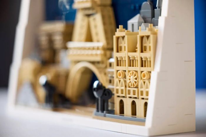 Конструктор LEGO Architecture Париж — місто кохання