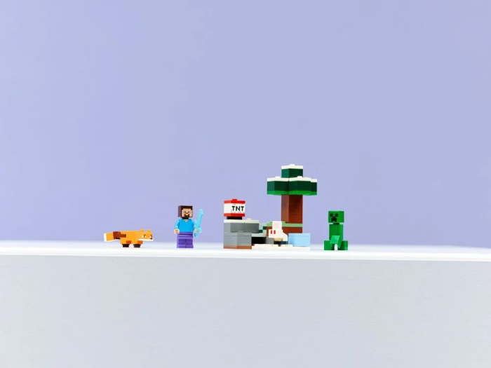 Конструктор LEGO Minecraft Пригоди Стіва в тайзі