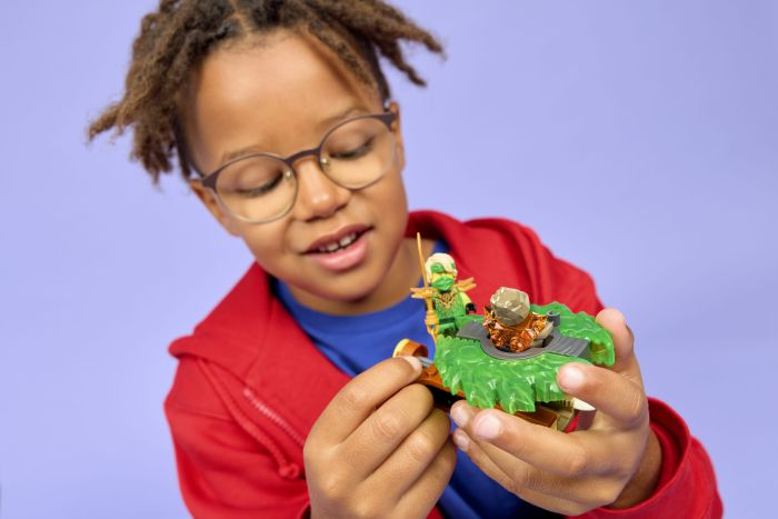 Конструктор LEGO Ninjago Ллойд против спинера земельного монстра