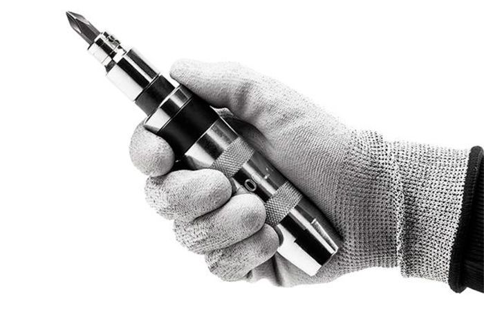 Отвертка Intertool ударная 6 ед. Pro (HT-0431)
