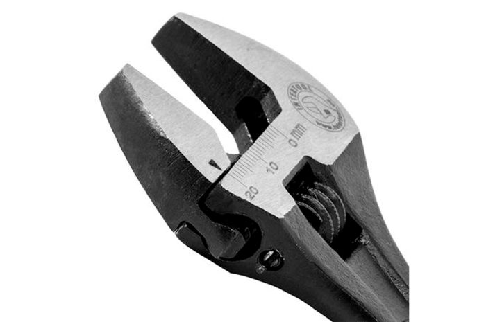 Ключ розвідний Intertool 150 мм (0-20 мм) фосфатовані (XT-0056)