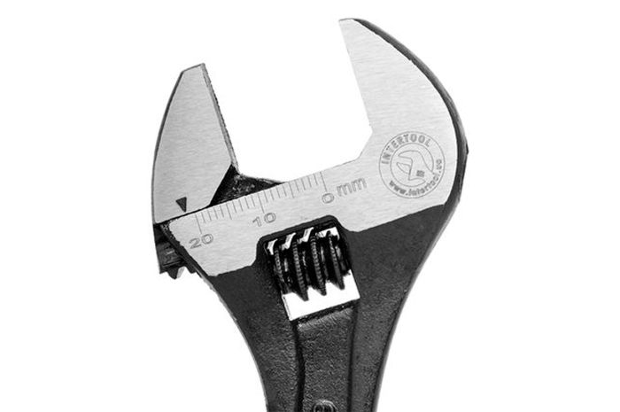 Ключ розвідний Intertool 150 мм (0-20 мм) фосфатовані (XT-0056)