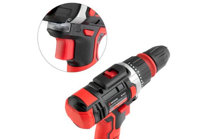 Шуруповерт акумуляторний Intertool 18 В Storm (WT-0317)