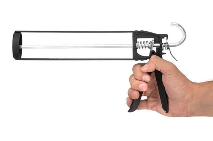 Пистолет для силикона Intertool 225 мм скелетный Pro (HT-0030)