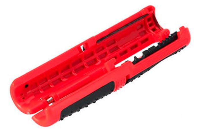 Съемник изоляциии Intertool 124 мм универсальный 0.5-6 мм² (HT-7030)